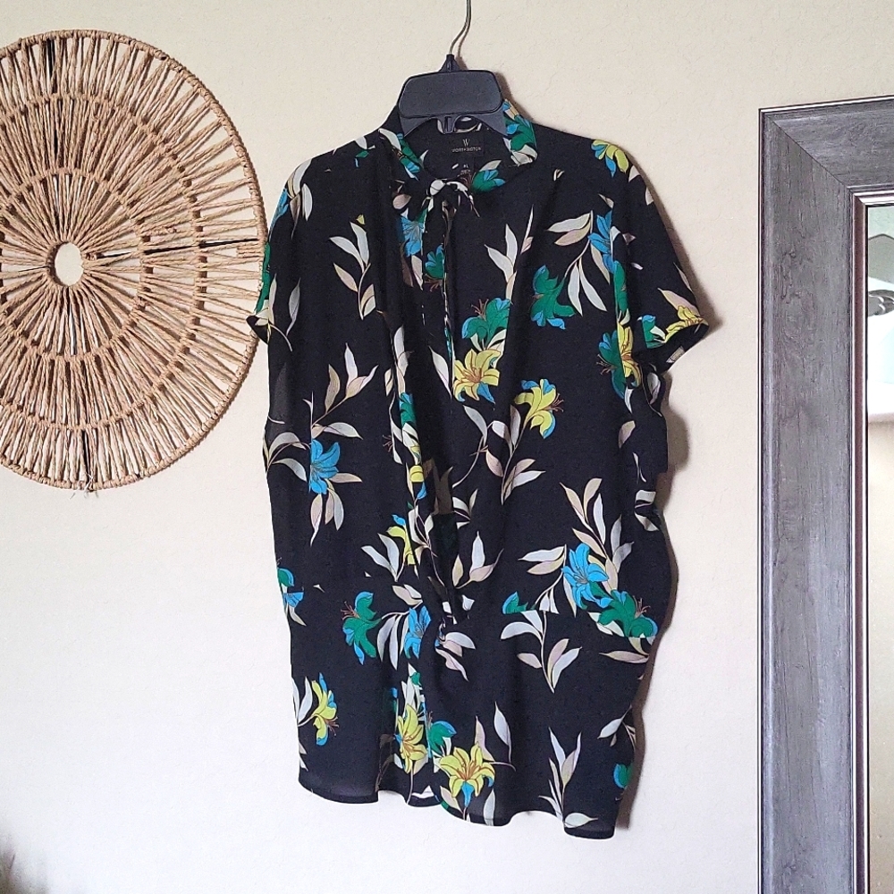 XL Floral Blouse